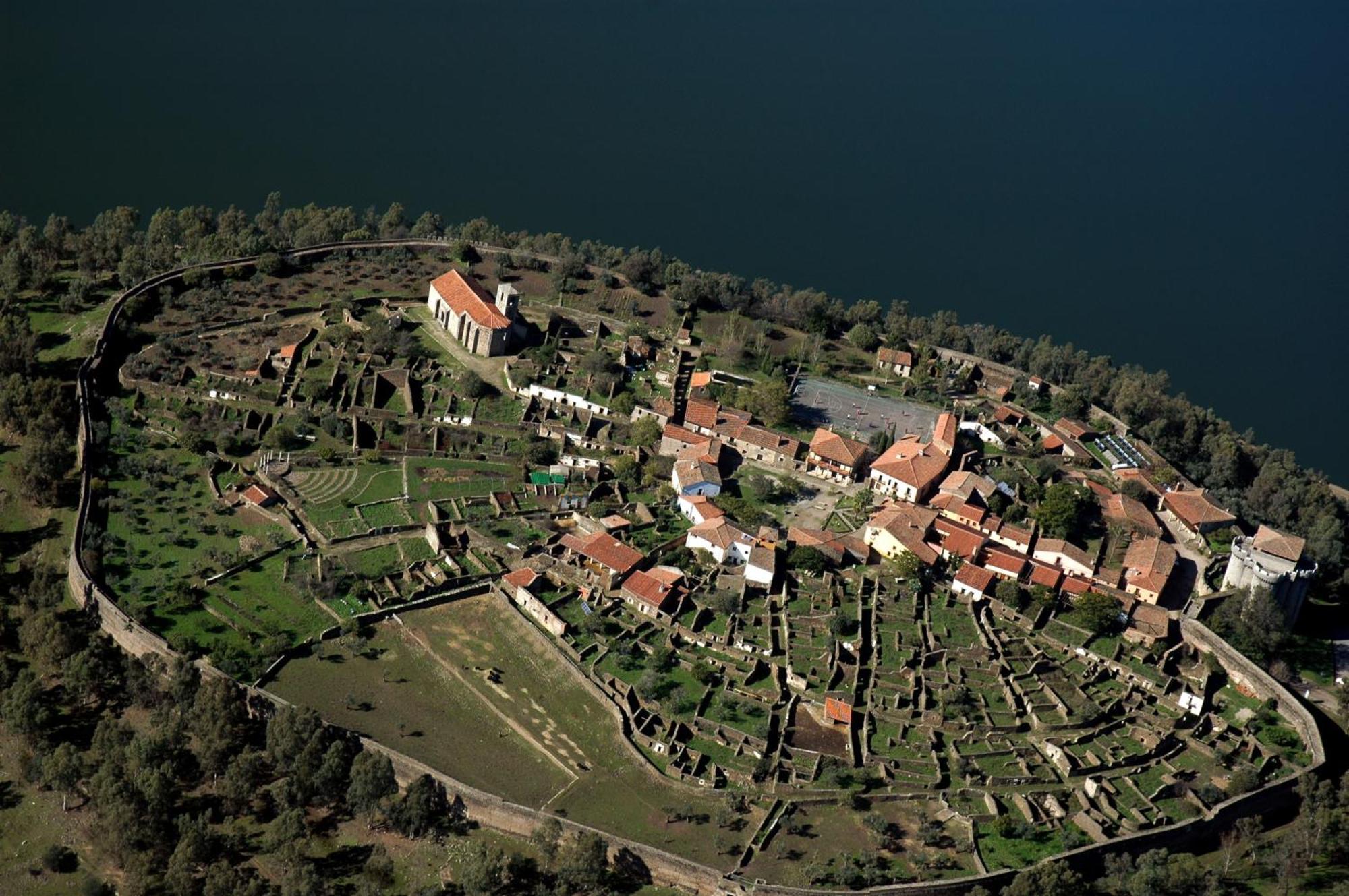 Apartamentos El Jardin Del Poeta Guijo de Granadilla Zewnętrze zdjęcie