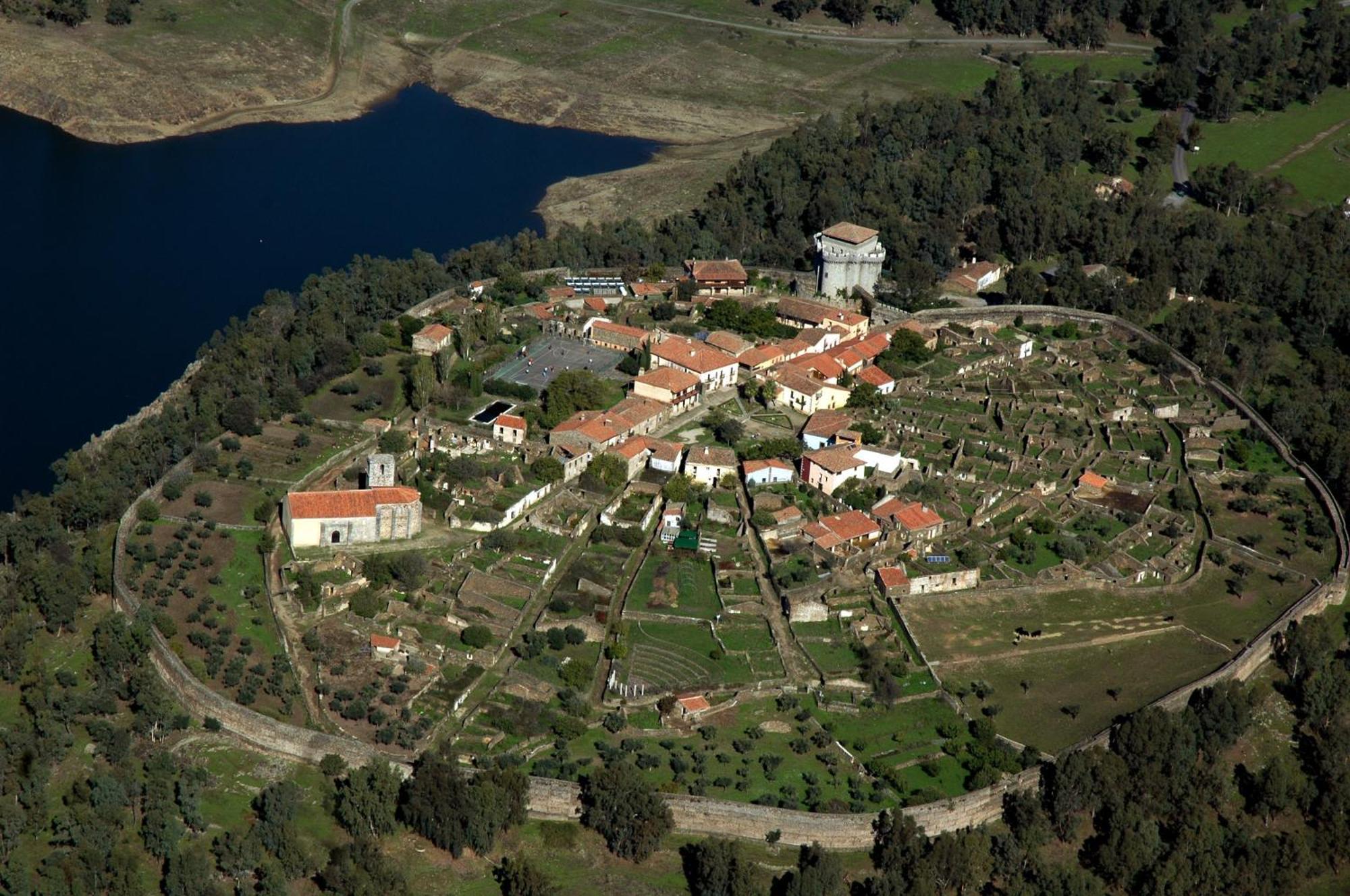 Apartamentos El Jardin Del Poeta Guijo de Granadilla Zewnętrze zdjęcie
