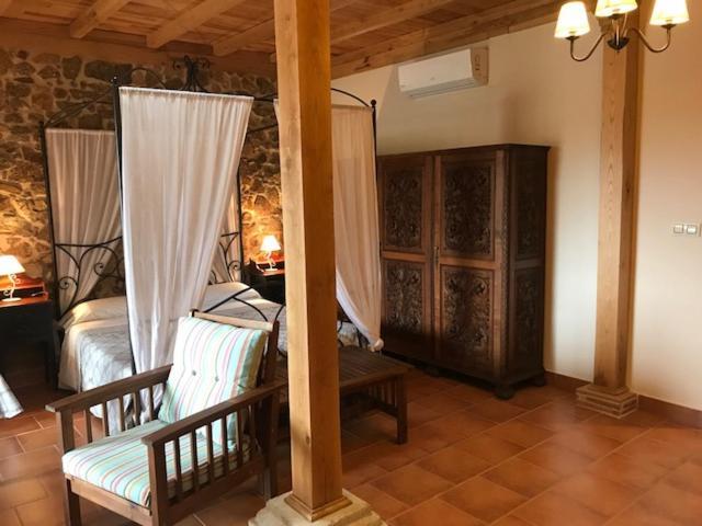 Apartamentos El Jardin Del Poeta Guijo de Granadilla Pokój zdjęcie
