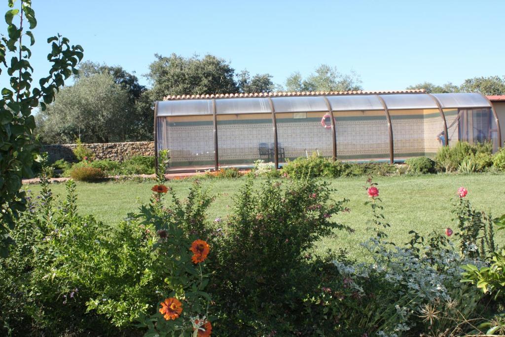 Apartamentos El Jardin Del Poeta Guijo de Granadilla Zewnętrze zdjęcie