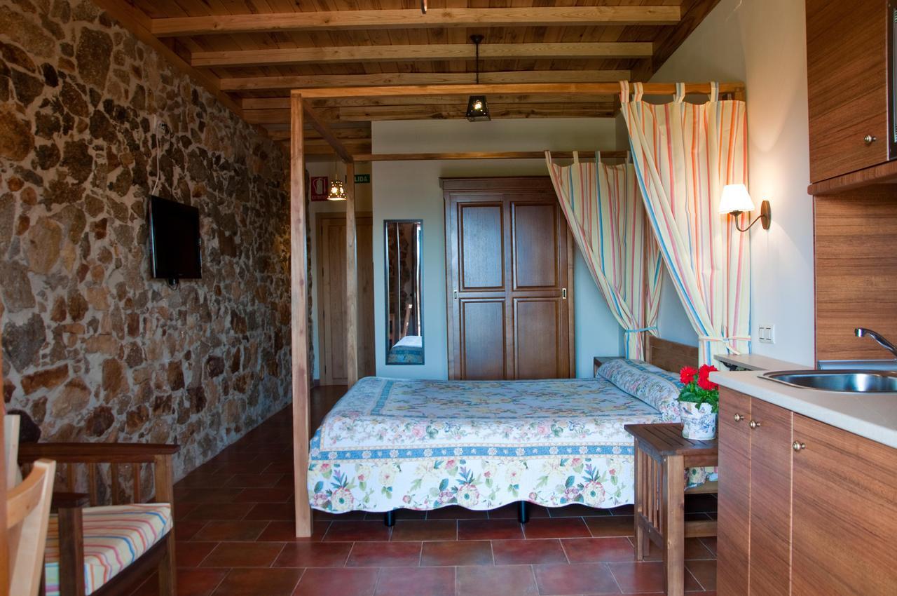 Apartamentos El Jardin Del Poeta Guijo de Granadilla Zewnętrze zdjęcie